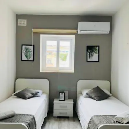 Comfortable In Bed & Breakfast